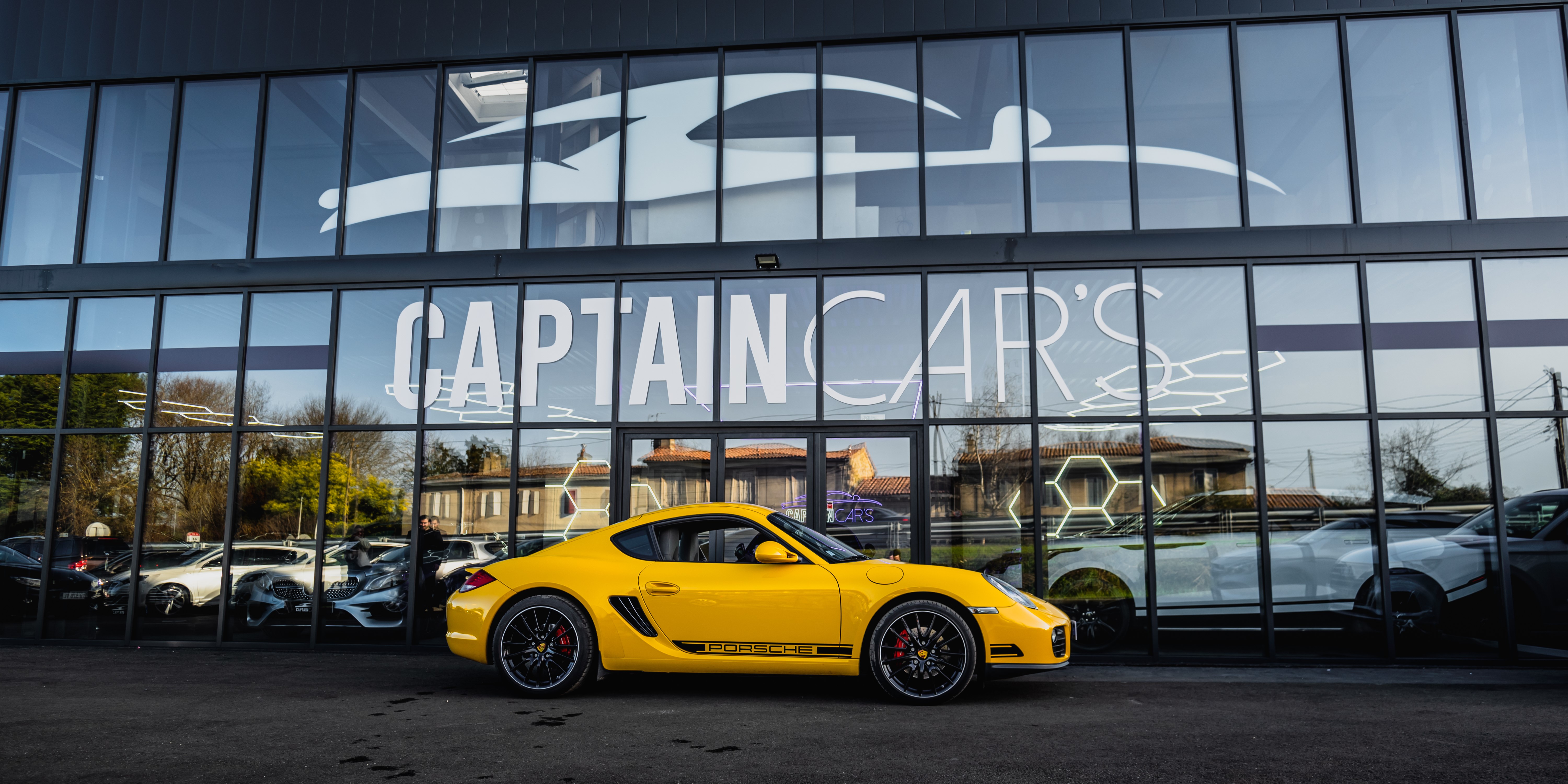 Captain Car's - Porsche Cayman R Captain Car's - Porsche Cayman R